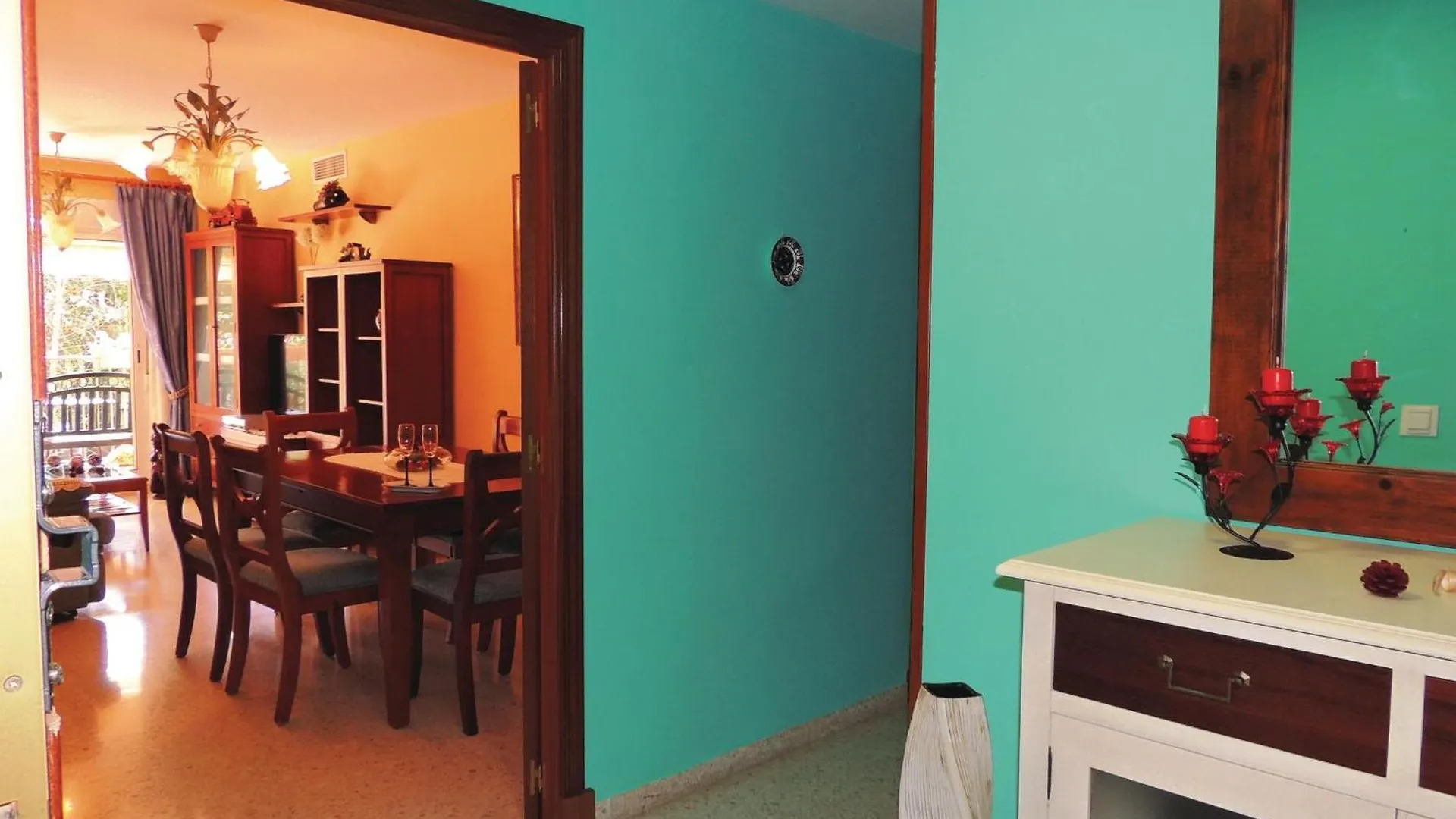 3 Bedroom Nice Apartment In Jerez De La Frontera